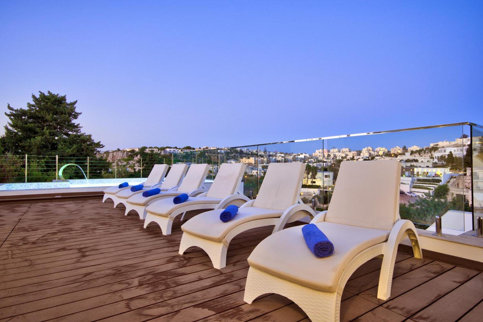 Villa Goa - By Luxury Villas Malta Меллиеха Экстерьер фото